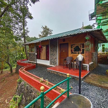 Exotica Holidays Hotel Viripara Exterior photo